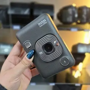 دوربین چاپ فوری Instax Mini 11 دست دوم